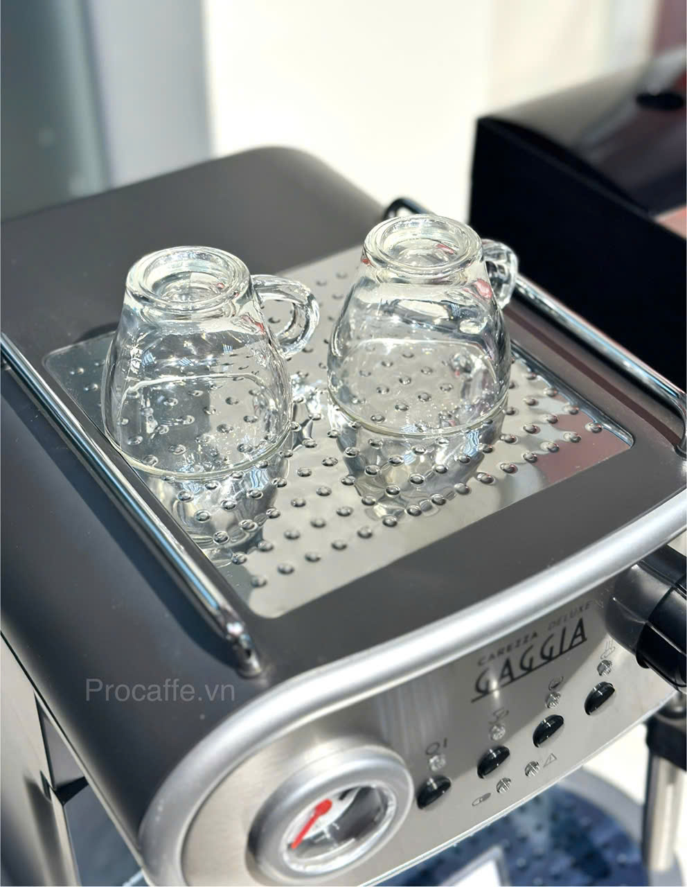 gaggia-carezza-deluxe-3 Máy pha cafe espresso giá rẻ Gaggia Carezza Deluxe (feedback từ khách)