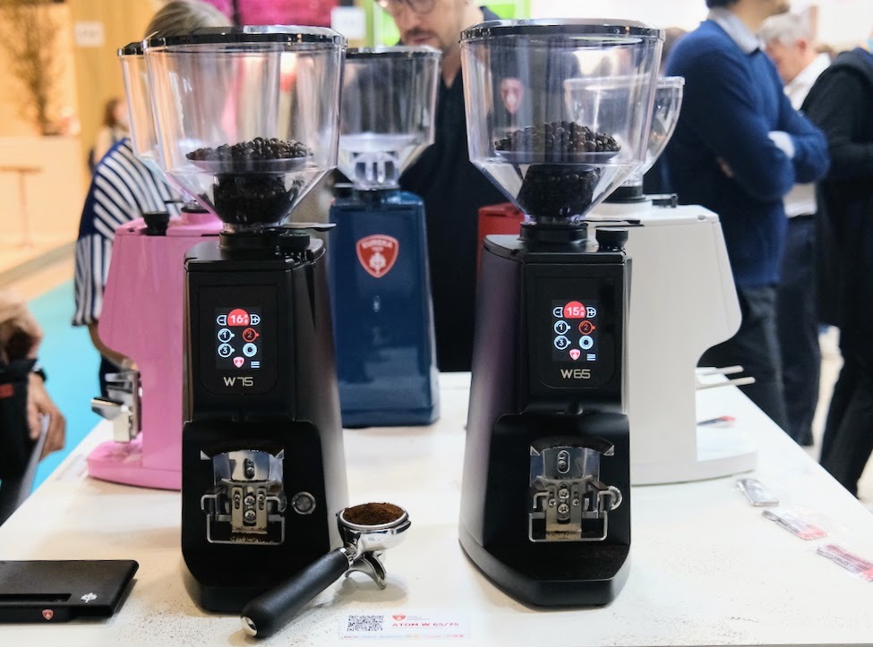 Máy xay cà phê có cân định lượng Eureka Atom W65