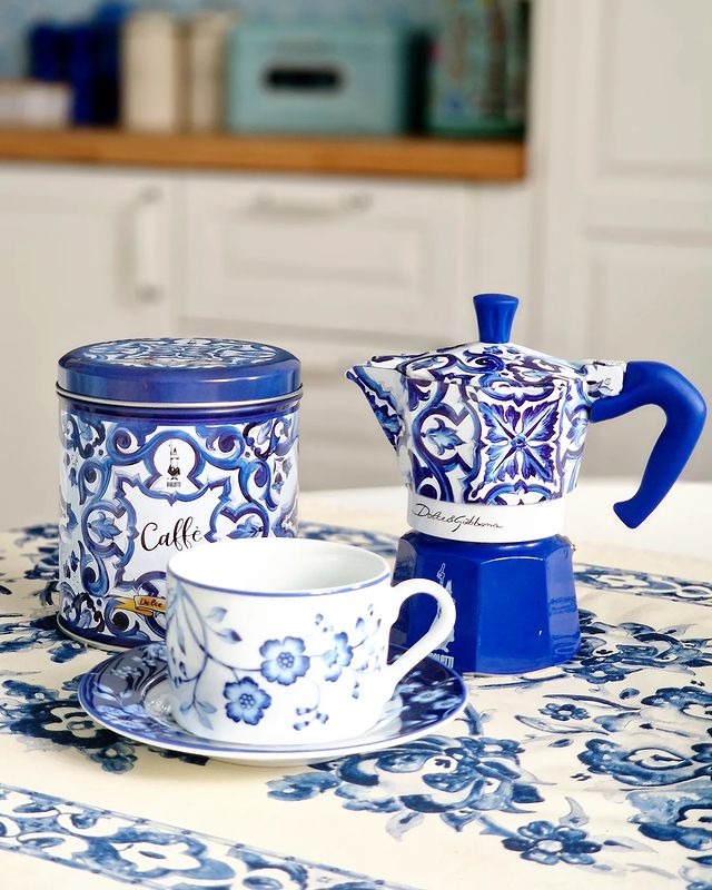 Ấm pha cà phê Bialetti Dolce&Gabbana Moka Express | Mediterranean Blue